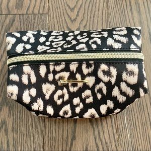 Stella and Dot Leopard Print Travel Bag
